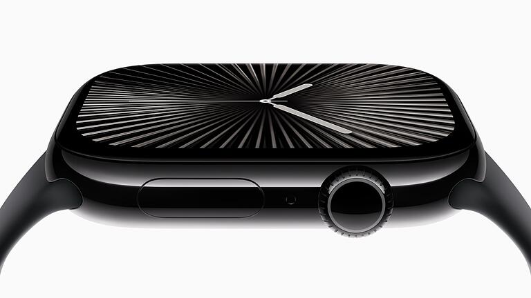 Apple Neuheiten-Event - Die Apple Watch Series 10 hat ein größeres Display als vorherige Modelle - und ist zugleich knapp zehn Prozent dünner. Apple Neuheiten-Event - Die Apple Watch Series 10 hat ein größeres Display als vorherige Modelle - und ist zugleich knapp zehn Prozent dünner.