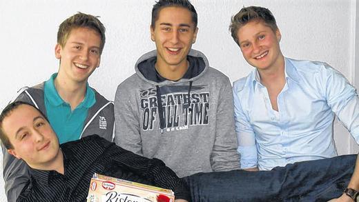 Pizzafans: Doch nach dem Test konnten die Jungs keine Pizza mehr sehen.