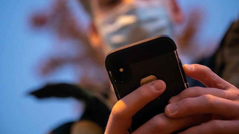 Per&nbsp; App eine Mitfahrgelegenheit zum Ausbildungsbetrieb suchen? Im Landkreis Bad Kissingen soll diese Möglichkeit geprüft werden.