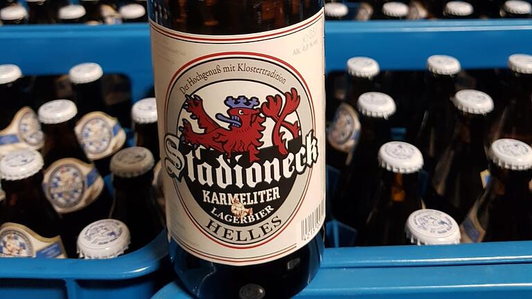 Das 'Stadioneck-Helles', gedacht und gebraut für die durstigen Fankehlen in Leverkusen.