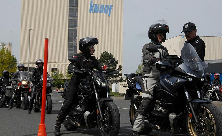 Insgesamt 173 Frauen und Männern auf Motorrädern sorgten für eine tolle Resonanz bei der 14. Auflage der Motorrad-Fahrsicherheitstrainings auf dem Areal des Unternehmens Knauf in Iphofen.