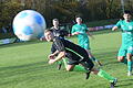 Rhöner Fußball-Nachlese       -  Dieser Schuss aus dem Spiel der SG Hammelburg/Fuchsstadt gegen den FC Sandberg geriet sehenswert in den Fokus des Fotografen.