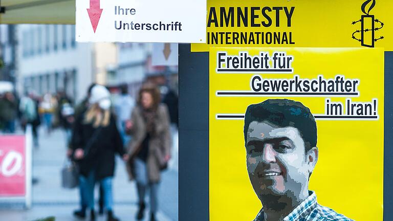 Seit einigen Jahren kämpft die Schweinfurter Gruppe von Amnesty International für die Freilassung der iranischen Mathematiklehrers Esmail Abdi.