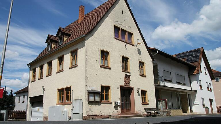 Für das Rathaus in Wernfeld in der Karlstadter Straße führte der Weg trotzdem nicht nach Karlstadt.