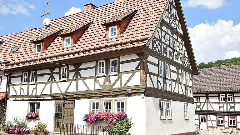 Äußerlich hat sich das Ginolfser Bauernhaus in hundert Jahren kaum verändert.