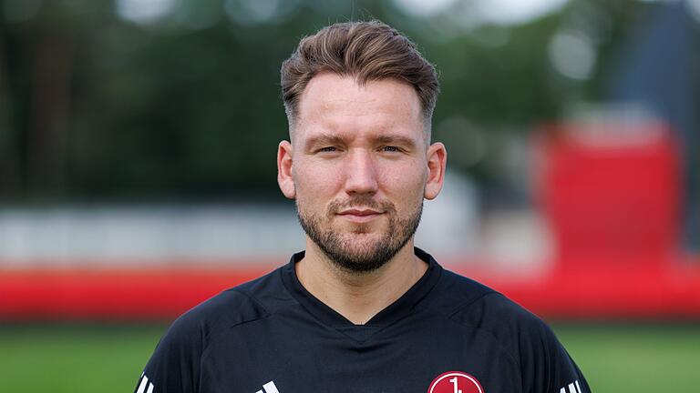 Trainer Thomas Oostendorp vom 1. FC Nürnberg       -  Trainer Thomas Oostendorp führte den 1. FC Nürnberg zurück in die Frauen-Bundesliga.