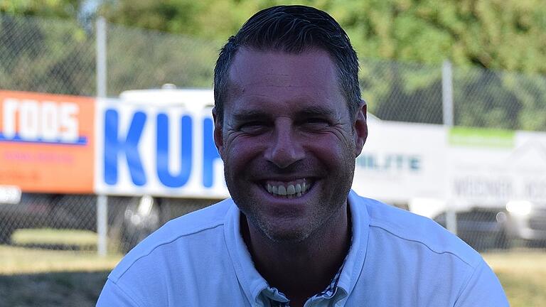 Nico De Rinaldis trainiert seit wenigen Wochen den TSV Neuhütten-Wiesthal. Nico De Rinaldis trainiert seit wenigen Wochen den TSV Neuhütten-Wiesthal.