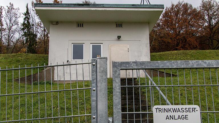 Die Stadt Rieneck lässt nach einen zweiten Standbein für die Trinkwasserversorgung suchen – im Bild der Hochbehälter.