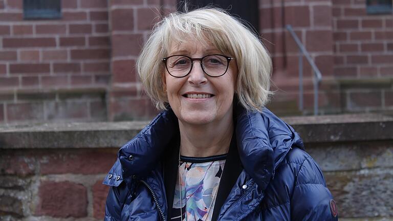 Thea Kohlroß, die amtierende Bürgermeisterin von Schollbrunn, will auch nach der Wahl Gemeindechefin blieben. Thea Kohlroß, die amtierende Bürgermeisterin von Schollbrunn, will auch nach der Wahl Gemeindechefin blieben.