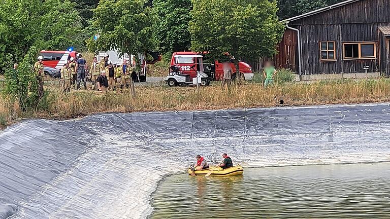 Aus dem Beregnungsteich auf dem Steinbacher Golfplatz, der jetzt wieder&nbsp; Einsatzort war, wurden im Juli 2019 bereits ein Reh und ein Fuchs gerettet.