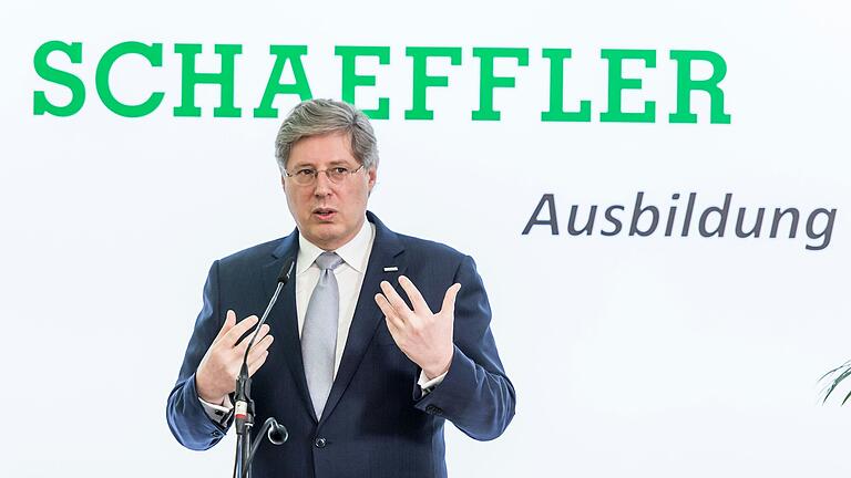 Gesellschafter Georg F. W. Schaeffler bei der Einweihung des Ausbildungszentrum Schaeffler im Werk Schweinfurt. Gesellschafter Georg F. W. Schaeffler bei der Einweihung des Ausbildungszentrum Schaeffler im Werk Schweinfurt. 