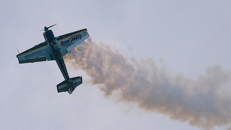 100 Jahre Luftsportclub Kitzingen. Ein Grund zum Feiern. Bei der Flugshow am 22. September werden Piloten und Zuschauer auf ihre Kosten kommen.