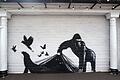 Banksy zeigt neues Kunstwerk - Gorilla       -  Er hat es wieder getan: Banksys neuestes Motiv zeigt eine Gruppe Tiere, die aus dem Zoo entkommen wollen.