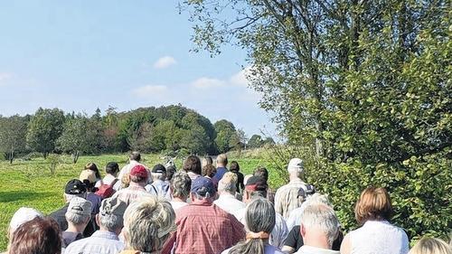 Die sogenannte Badehose war ein schmaler Streifen DDR-Gebiet inmitten westdeutschen Areals und der gefährlichste Abschnitt an der Grenze bei Fladungen für Landwirte, Wanderer und Skifahrer. Denn auf DDR-Gebiet galt ein Schießbefehl. Für die heutigen Grenzgänger fast undenkbar.