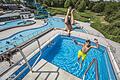 Gehört das Haßfurter Freibad nicht ins Konzept der Green-Smart-City? Online-Buchungen sind bislang offenbar noch nicht möglich.