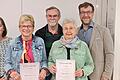 Bei der Lebenshilfe Rhön-Grabfeld wurden langjährige Mitglieder geehrt. Auf dem Foto von links: Vorsitzende Sonja Reubelt, Magdalena Kirchner (50 Jahre), Helmut Köberlein (30 Jahre), Regina Bittorf (25 Jahre) und 2. Vorsitzender André Hahn.