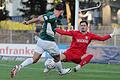 Hier noch gescheitert, klappte es später mit dem Tor: Der Schweinfurter Severo Sturm kam in dieser Szene nicht an Wacker-Keeper Markus Schöller vorbei, überwand ihn aber nach der Pause zum 2:1-Siegtreffer.