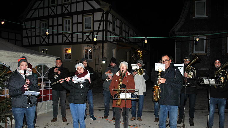 Bezaubernd war der Weihnachtsmarkt in Ipthausen