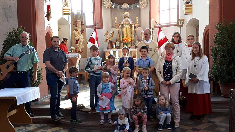 Unter dem Motto „Wunder des Lebens “ fand dieses Jahr zum ersten Mal eine Kinderkirche am Ostersonntag im Pfarrzentrum „Selige Immina“ in Himmelstadt statt.