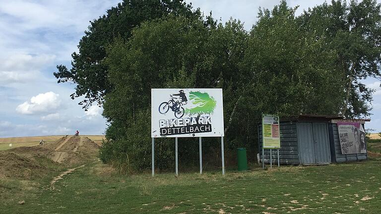 Den Bikepark Dettelbach gibt es seit 2016. Den Bikepark Dettelbach gibt es seit 2016.