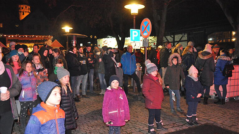 Zuschauer beim Konzert der &quot;Band aus der Hütte&quot;