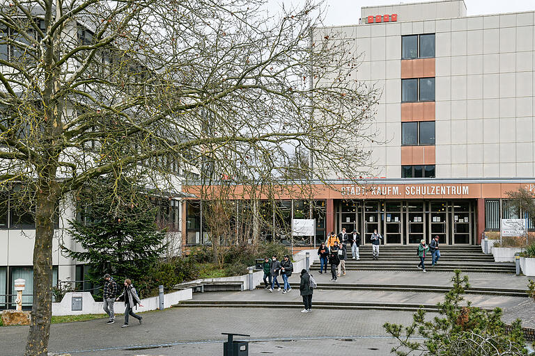 Die Klara Oppenheimer Schule in der Stettiner Straße ist ein großer Sanierungsfall: Sie muss saniert oder neu gebaut werden.&nbsp;