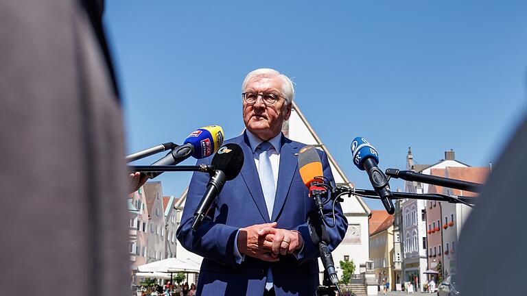 Frank-Walter Steinmeier       -  Bundespräsident Frank-Walter Steinmeier wünscht sich den EM-Titel.