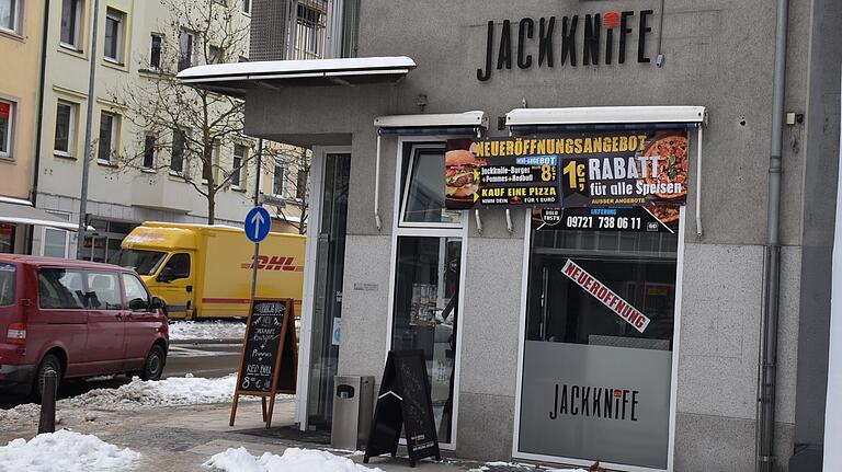 Das 'Jackknife' an der Ecke Schultesstraße/Albrecht-Dürer-Straße ist nicht der erste gastronomische Betrieb in diesem Eckhaus. Die jetzigen Betreiber wollen mit Qualität, Frische und Kochkunst überzeugen.&nbsp;