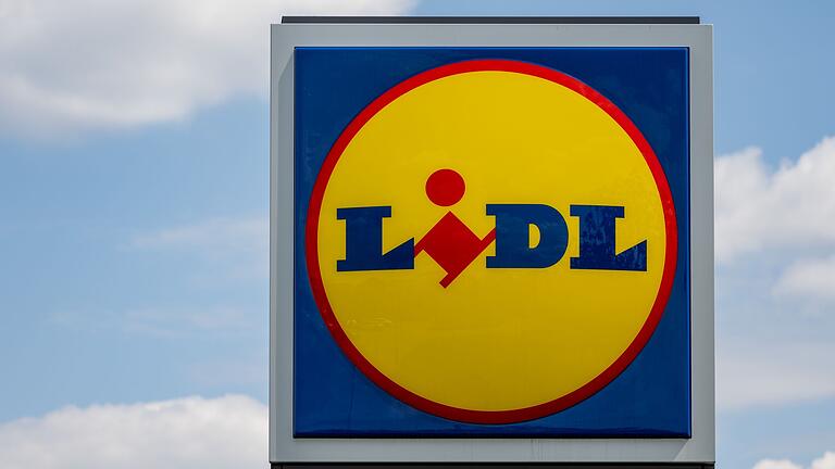 Das Logo des Discounters Lidl       -  Unter seiner Eigenmarke Parkside verkauft der Discounter Lidl unter anderem auch Werkzeug. (Symbolbild)