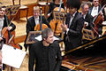 Piotr Anderszewski war der Solist in Mozarts Klavierkonzert KV 453. Der Venezolaner Rafael Payare stand am Pult.  Foto: Ahnert       -  Piotr Anderszewski war der Solist in Mozarts Klavierkonzert KV 453. Der Venezolaner Rafael Payare stand am Pult.  Foto: Ahnert