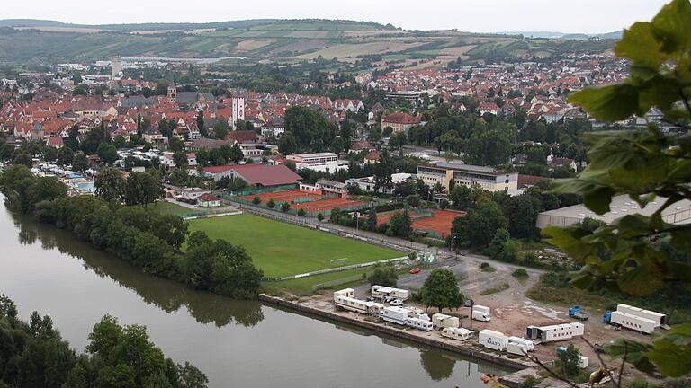 Das Sport- und Freizeitgebiet südlich der Altstadt ist nach und nach dicht bebaut worden.&nbsp;&nbsp;