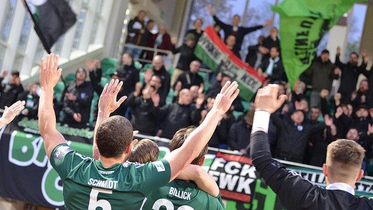 Gibt es für den FC 05 Schweinfurt und seine Fans gegen die SpVgg Ansbach Grund zum Jubeln? Gibt es für den FC 05 Schweinfurt und seine Fans gegen die SpVgg Ansbach Grund zum Jubeln?
