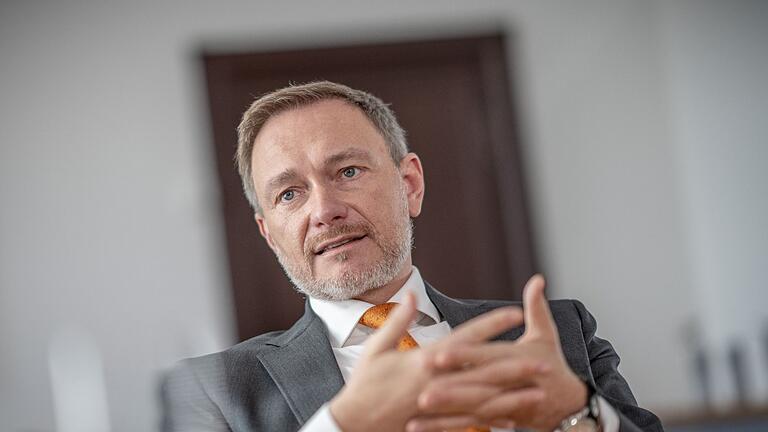 Christian Lindner.jpeg - Finanzminister Christian Lindner hat in einem Interview das Bürgergeld kritisiert. Christian Lindner.jpeg - Finanzminister Christian Lindner hat in einem Interview das Bürgergeld kritisiert.