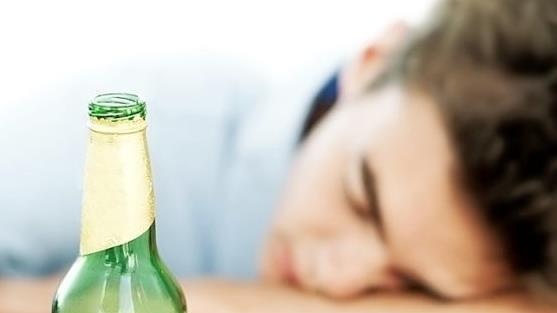 Was tun gegen Alkoholmissbrauch? Die DAK-Gesundheit hat wieder ihre Kampagne 'bunt statt blau' gestartet. - Was tun gegen Alkoholmissbrauch? Die DAK-Gesundheit hat wieder ihre Kampagne 'bunt statt blau' gestartet. Was tun gegen Alkoholmissbrauch? Die DAK-Gesundheit hat wieder ihre Kampagne 'bunt statt blau' gestartet. - Was tun gegen Alkoholmissbrauch? Die DAK-Gesundheit hat wieder ihre Kampagne 'bunt statt blau' gestartet.