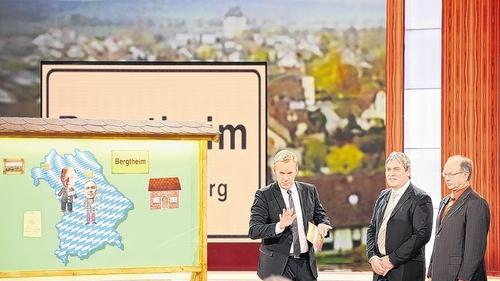 Zwei Minuten-Auftritt für die zwei „Menschen 2008“ aus Bergtheim, Konrad Schlier und Robert Kremling bei Johannes B. Kerner. Im Heimatdorf der beiden waren viele unzufrieden mit dem Beitrag im ZDF. Zwei Minuten-Auftritt für die zwei „Menschen 2008“ aus Bergtheim, Konrad Schlier und Robert Kremling bei Johannes B. Kerner. Im Heimatdorf der beiden waren viele unzufrieden mit dem Beitrag im ZDF.