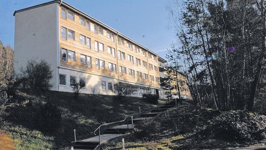 Verbindung nach Bad Bocklet: Im Biedermeierbad war die falsche Ärztin einst mit einem Fachpflegezentrum aktiv. Verbindung nach Bad Bocklet: Im Biedermeierbad war die falsche Ärztin einst mit einem Fachpflegezentrum aktiv.