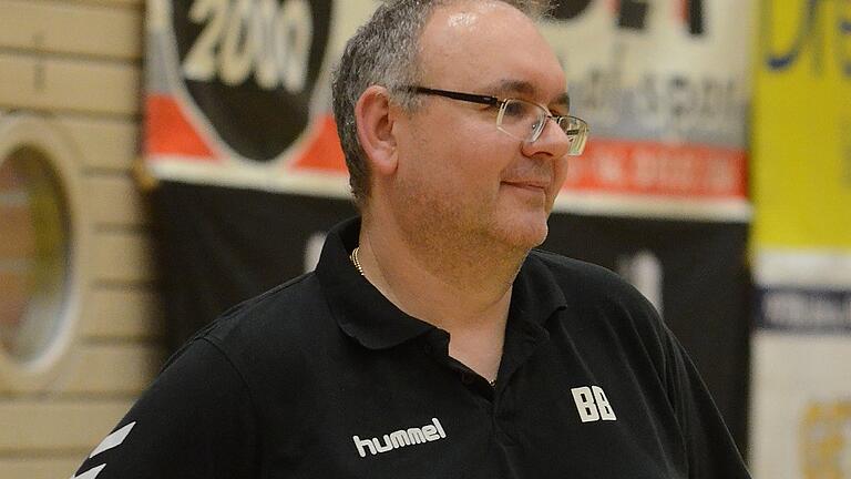 Ein nachdenklicher Bernd Becker auf unserem Archivbild vom März 2018. Jetzt ist Becker als Trainer in Lohr zurückgetreten. Ein nachdenklicher Bernd Becker auf unserem Archivbild vom März 2018. Jetzt ist Becker als Trainer in Lohr zurückgetreten.