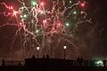 Das Silvesterfeuerwerk in Kitzingen über der Alten Mainbrücke.