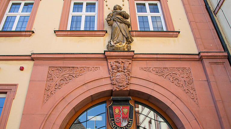 Das Landratsamt Main-Spessart in Karlstadt will ein Grundstück am Heßheimer Weg in Karlstadt für das den Neubau eines Katastrophenschutzzentrums erwerben (Symbolfoto).