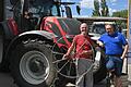 Casablanca-Chef Gert Dobner (links) und Landtechnik-Unternehmer Christian Halbig sind auf den Ansturm beim dritten Ochsenfurter Traktor-Kino vorbereitet.