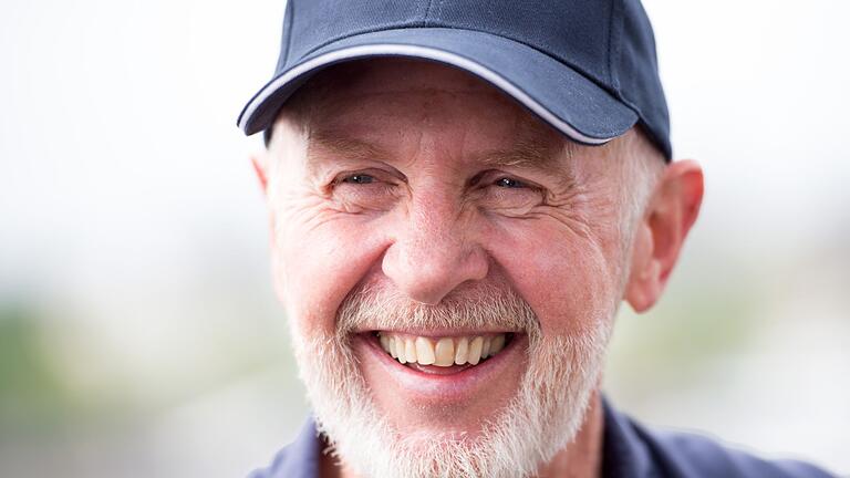 RTL zeigt eine Spezial-Staffel des Dschungelcamps       -  Dr. Bob war aufgeregt, die ehemaligen Dschungelcamper wieder zu treffen.