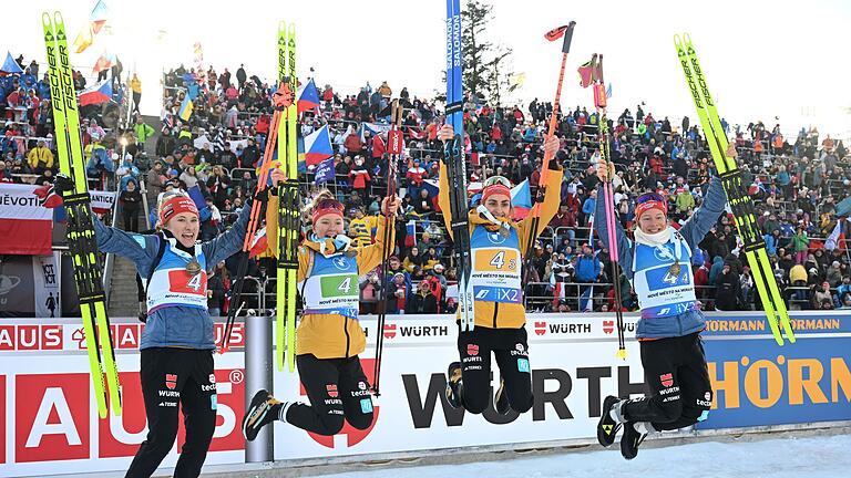 Biathleten vor dem Saisonstart - Auch in diesem Winter hoffen die deutschen Biathletinnen und Biathleten auf zahlreiche Podestplätze. Biathleten vor dem Saisonstart - Auch in diesem Winter hoffen die deutschen Biathletinnen und Biathleten auf zahlreiche Podestplätze.