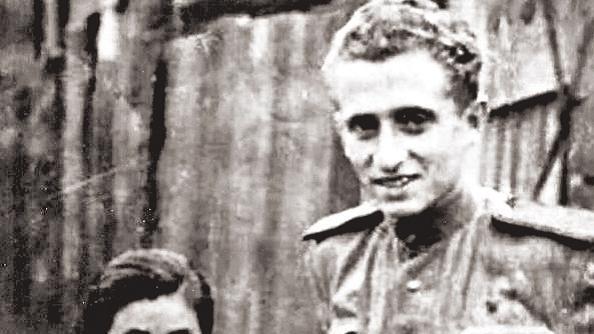 Junger Soldat: Alexander Schmuckler anno 1945 in der Mandschurei.