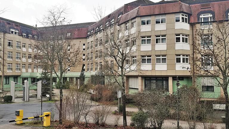 Die DRV-Klinik Rhön an der Kurhausstraße       -  Die DRV-Klinik Rhön an der Kurhausstraße