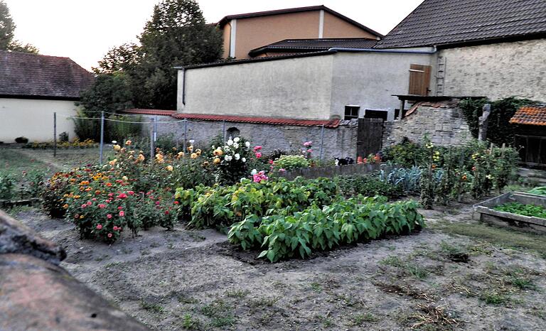 Der Erweiterungsbau der Kindertagesstätte in Sommerach soll auf dem Gelände des früheren Pfarrgartens entstehen.