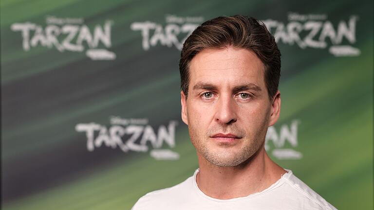 Alexander Klaws wird wieder Tarzan       -  Tarzan ist im Musical mit nacktem Oberkörper zu sehen - deshalb trainiert Alexander Klaws derzeit wieder hart.