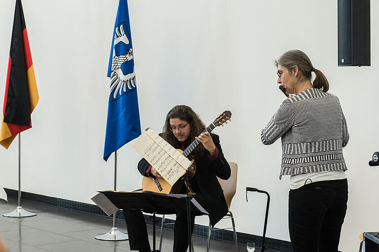 Christina Stolle und Alexander Stöhr umrahmten musikalisch die Gedenkfeier.