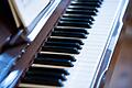 Klavier       -  Das entdeckte und vermutlich Chopin zuzuschreibende Stück ist gespielt rund 80 Sekunden lang.