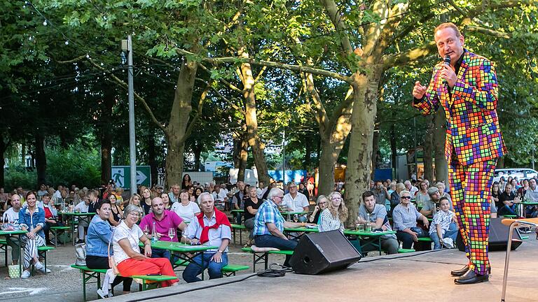 Der Volkacher Kabarettsommer am Festplatz war im vergangenen Jahr ein voller&nbsp; Erfolg, nicht nur beim Auftritt der Comedians Heißmann &amp; Rassau.