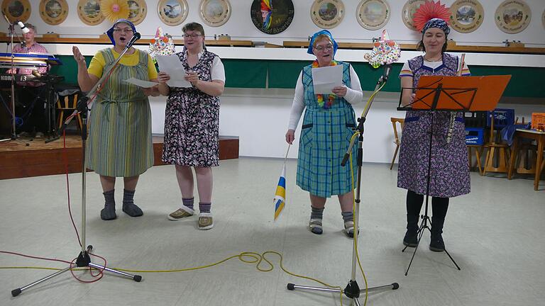 Die Oberpfälzer Heilsarmee (Emma Bauer, Maria Schreiber, Maria Reinhart und Martina Reinhart).